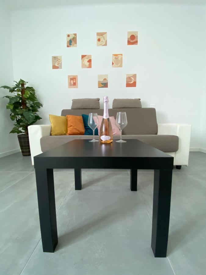 The Chic Holiday Apartment Верона Экстерьер фото